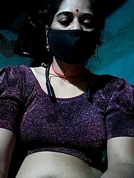 Snapshot of Hot_kamla chatting on December 2, 2025, 9:32 pm Hot kamla online show from December 2, 2025, 9:32 pm