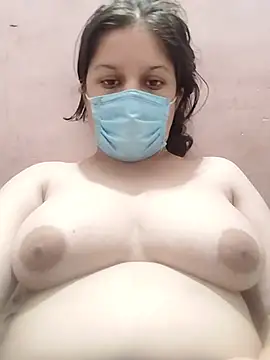 Snapshot of Cute_hotzara chatting on July 10, 2026, 7:01 am Cute hotzara online show from July 10, 2026, 7:01 am