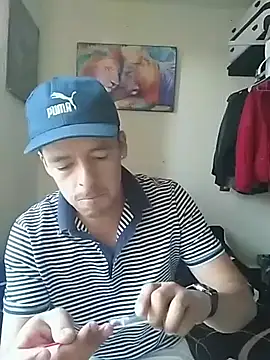 Snapshot of Junior_47 chatting on February 17, 2026, 11:33 pm Junior 47 online show from February 17, 2026, 11:33 pm