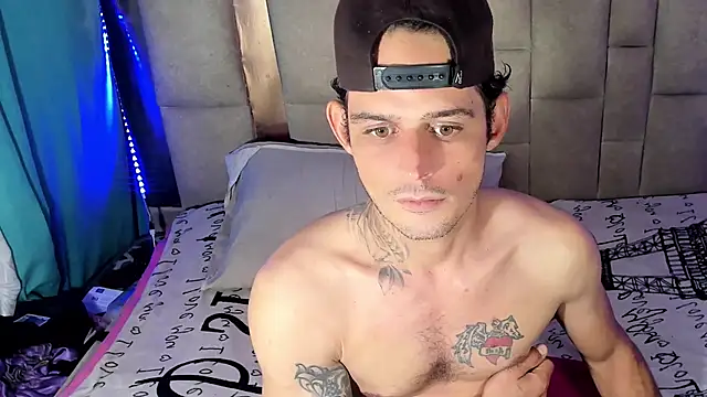 Snapshot of Sexybigjefffx chatting on November 12, 2025, 9:42 am Sexybigjefffx online show from November 12, 2025, 9:42 am