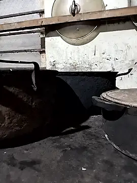 gugu0022 online show from February 9, 2026, 5:33 am