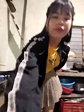 gugu0022 online show from March 29, 2026, 11:05 pm