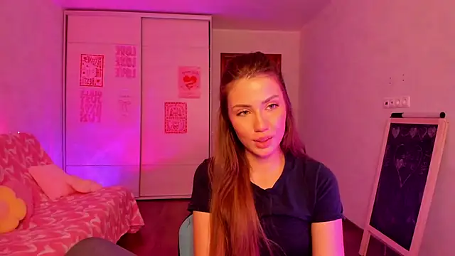 Snapshot of Aurora_Glow21 chatting on May 20, 2026, 12:11 pm Aurora Glow21 online show from May 20, 2026, 12:11 pm