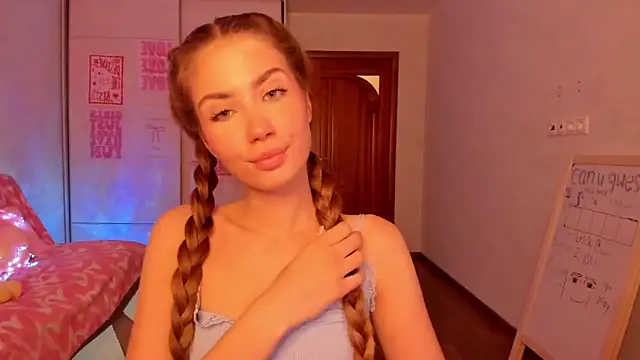 Snapshot of Aurora_Glow21 chatting on May 27, 2026, 12:02 pm Aurora Glow21 online show from May 27, 2026, 12:02 pm