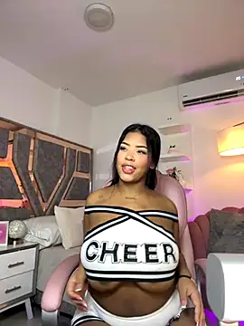 Snapshot of alexa_candy_01 chatting on November 12, 2025, 11:32 am alexa candy 01 online show from November 12, 2025, 11:32 am