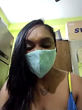 Dharshini98 online show from January 5, 2026, 7:06 pm