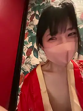 mayumichan13 online show from April 12, 2026, 9:36 am