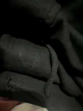 Snapshot of kangro_80 chatting on December 4, 2025, 9:23 pm kangro 80 online show from December 4, 2025, 9:23 pm