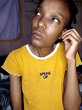 Beverlygurlx6 online show from March 4, 2026, 5:46 am