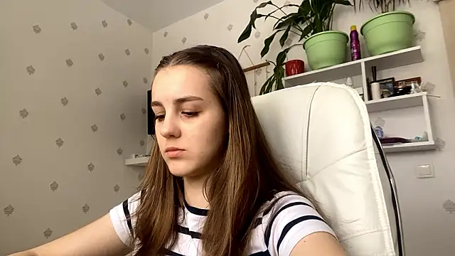 Snapshot of SweetieKatie chatting on February 28, 2026, 11:22 am SweetieKatie online show from February 28, 2026, 11:22 am