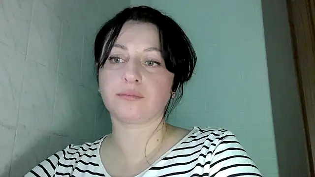 MelinaAx online show from April 12, 2026, 7:52 pm