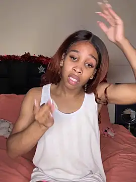 Snapshot of Weendolyn_ chatting on December 15, 2025, 11:31 pm Weendolyn online show from December 15, 2025, 11:31 pm