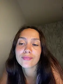 carolsapequinha online show from February 27, 2026, 2:44 am