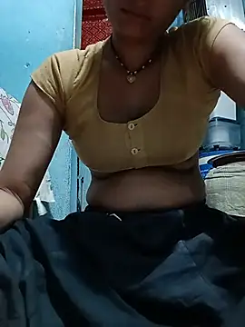 Snapshot of beutiful_hot chatting on June 14, 2026, 5:15 pm beutiful hot online show from June 14, 2026, 5:15 pm