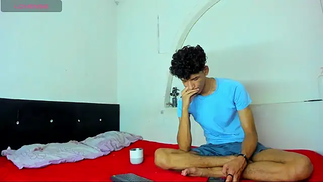 kaiborman00 online show from March 3, 2026, 3:01 am