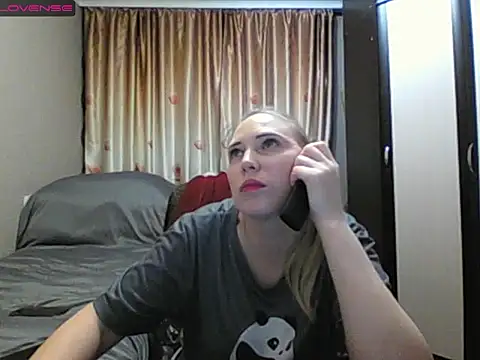 Snapshot of JenniDeep chatting on February 16, 2026, 1:40 pm JenniDeep online show from February 16, 2026, 1:40 pm