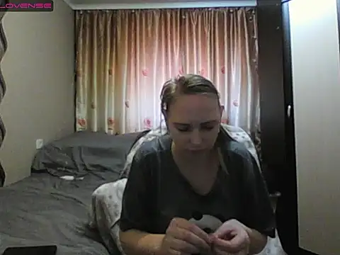 Snapshot of JenniDeep chatting on March 30, 2026, 10:05 am JenniDeep online show from March 30, 2026, 10:05 am