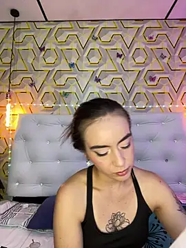 Snapshot of MelanyyJhonson15 chatting on April 23, 2026, 3:08 am MelanyyJhonson15 online show from April 23, 2026, 3:08 am