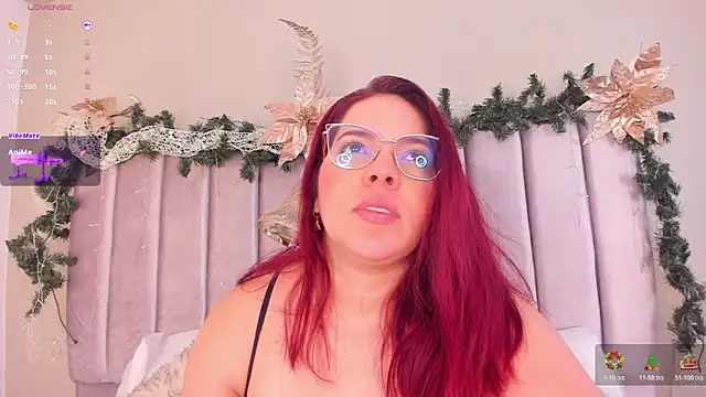 Snapshot of AnnaNoval_10 chatting on December 4, 2025, 12:58 pm AnnaNoval 10 online show from December 4, 2025, 12:58 pm