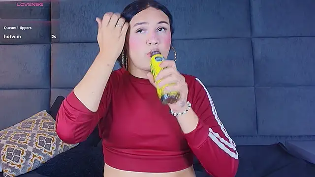 Tefanny hot online show from January 15, 2026, 2:54 pm