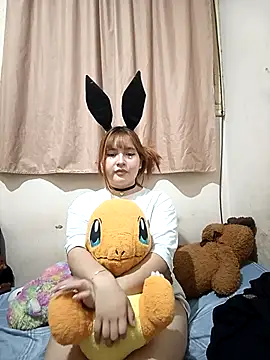 Stefy eys online show from November 20, 2025, 2:23 am