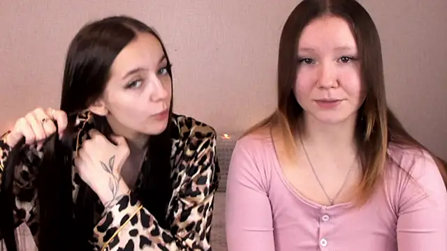 Snapshot of playful_pantherr chatting on December 17, 2025, 8:26 pm playful pantherr online show from December 17, 2025, 8:26 pm