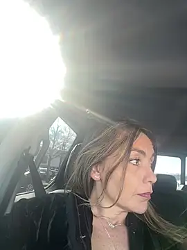 Snapshot of miatate chatting on February 2, 2026, 8:07 pm miatate online show from February 2, 2026, 8:07 pm