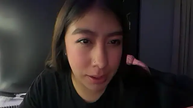 Snapshot of BabiSander11 chatting on December 4, 2025, 9:12 pm BabiSander11 online show from December 4, 2025, 9:12 pm