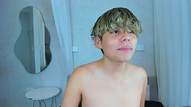 nathan bell online show from November 24, 2025, 4:01 am