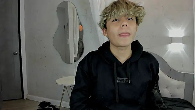 nathan bell online show from November 29, 2025, 3:31 am