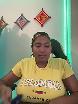 morena-2025 online show from July 13, 2026, 10:56 pm