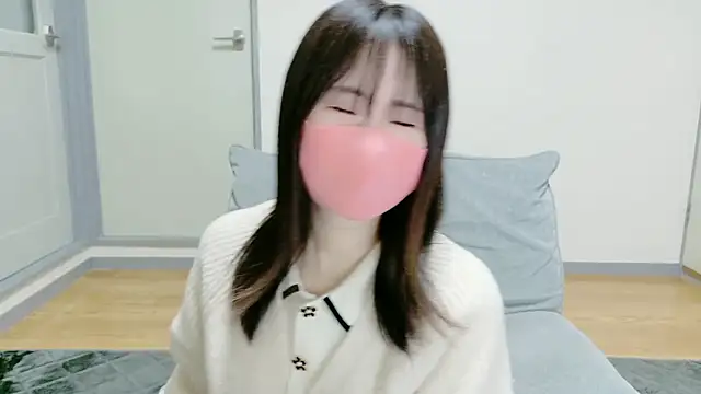 akane room online show from December 18, 2025, 8:15 pm