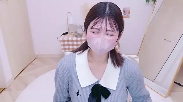 Snapshot of Ha_chan chatting on December 20, 2025, 11:23 pm Ha chan online show from December 20, 2025, 11:23 pm