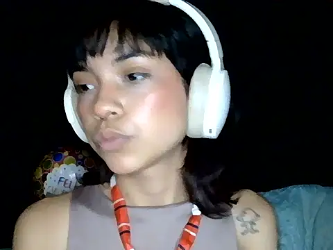 Snapshot of Lily_Sex chatting on December 15, 2025, 11:36 am Lily Sex online show from December 15, 2025, 11:36 am