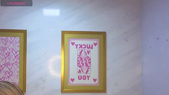 Evy Luxx v online show from April 11, 2026, 3:44 am