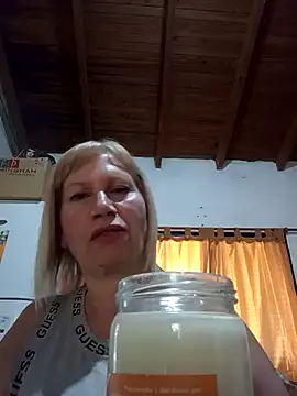 Snapshot of SexyMilf1211 chatting on April 25, 2026, 5:43 pm SexyMilf1211 online show from April 25, 2026, 5:43 pm