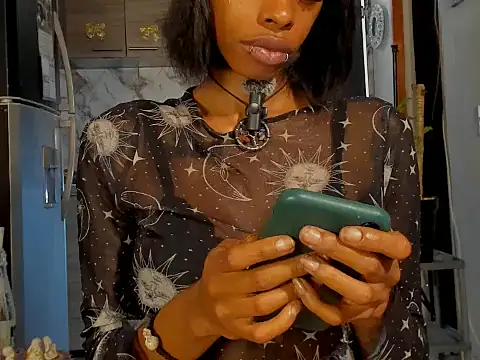 aprille15 online show from April 16, 2026, 5:58 pm