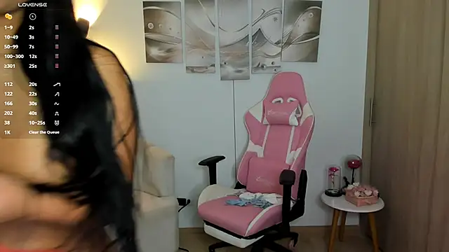 Snapshot of haileyflorez_ chatting on June 11, 2026, 1:09 pm haileyflorez online show from June 11, 2026, 1:09 pm