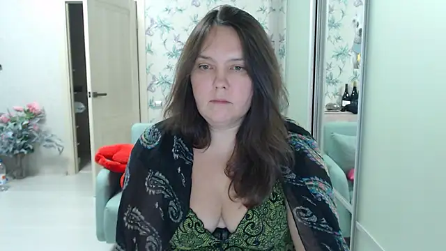 Snapshot of cappuchinno chatting on December 15, 2025, 5:39 pm cappuchinno online show from December 15, 2025, 5:39 pm