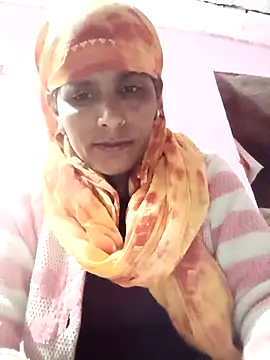 Snapshot of Pirvesh_singh chatting on December 19, 2025, 4:47 pm Pirvesh singh online show from December 19, 2025, 4:47 pm