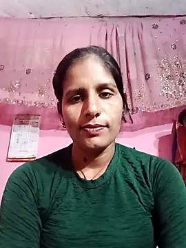 Snapshot of Pirvesh_singh chatting on February 8, 2026, 7:34 am Pirvesh singh online show from February 8, 2026, 7:34 am