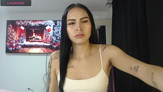 Snapshot of Linda__fiore chatting on November 20, 2025, 10:37 am Linda fiore online show from November 20, 2025, 10:37 am