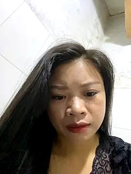 Snapshot of sara-xx chatting on November 15, 2025, 1:58 am sara-xx online show from November 15, 2025, 1:58 am