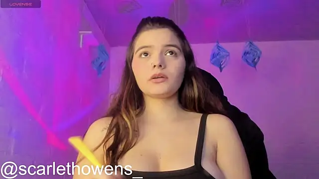 scarlethowens1 online show from December 16, 2025, 6:29 am