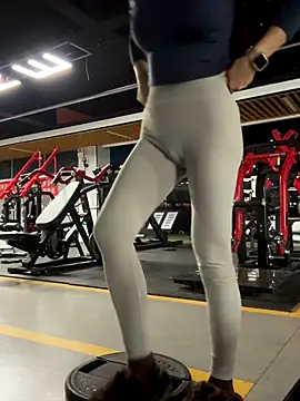 Snapshot of DDREBA chatting on December 23, 2025, 6:11 am DDREBA online show from December 23, 2025, 6:11 am