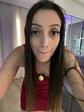 Snapshot of BelleRune chatting on January 4, 2025, 5:58 pm BelleRune online show from January 4, 2025, 5:58 pm