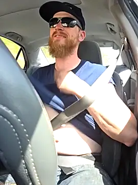 Redheadstud online show from April 1, 2026, 6:16 pm