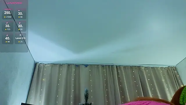 AdritVance online show from December 20, 2025, 10:44 am