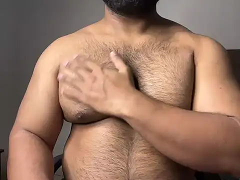 hot rocco1 online show from February 3, 2026, 4:45 pm