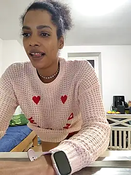 chanell95 online show from November 17, 2025, 10:04 pm